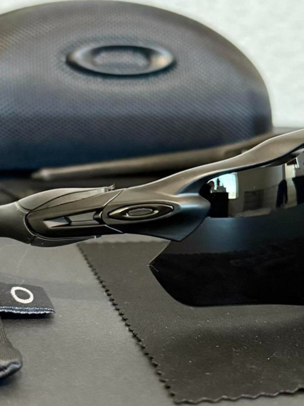 OO9208 Radar EV Path Black Prizm Polarized - Picture 2 of 8